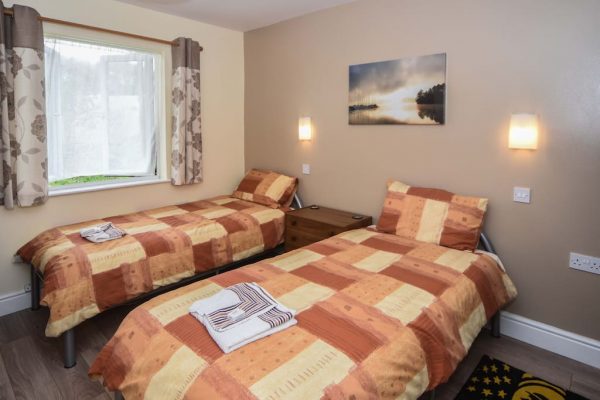 Twin bedroom in the Farmhouse